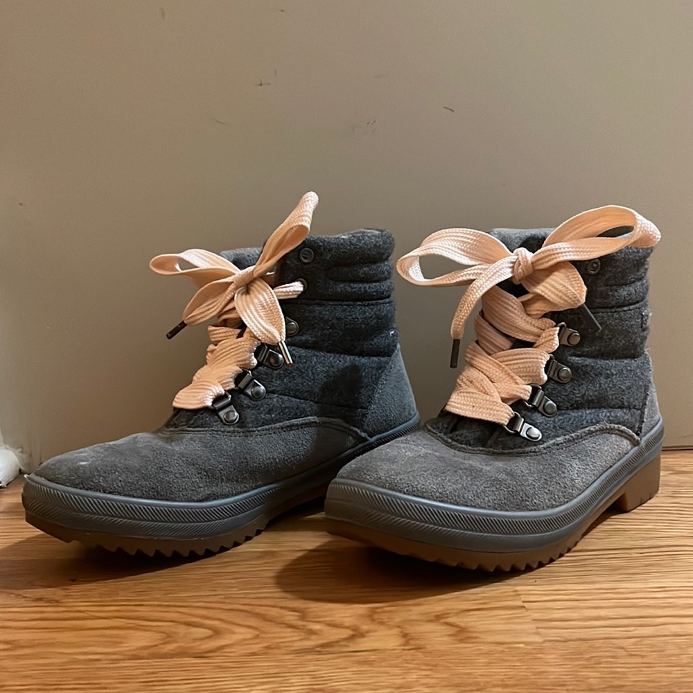 Keds Camp Water-Resistant Boot w/ Thinsulate Women Blue Grey